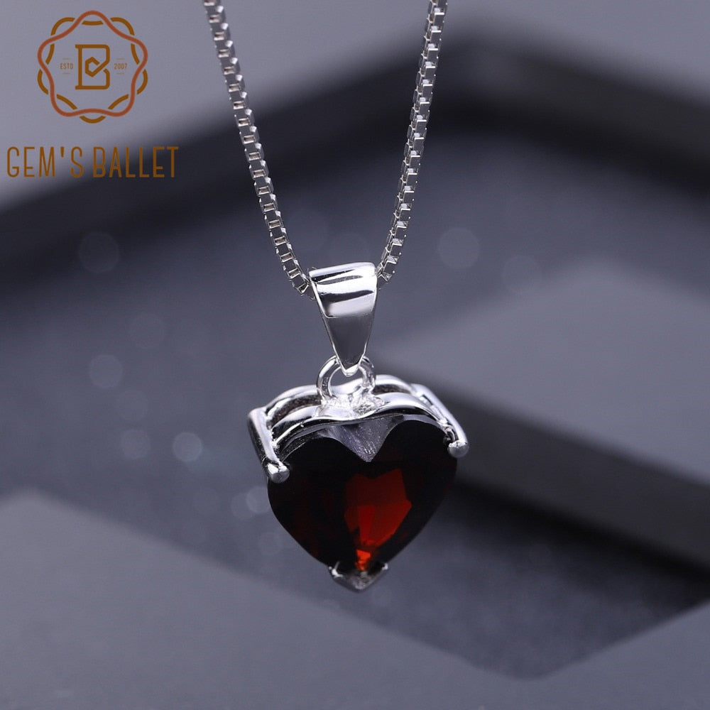 GEM&#39;S BALLET Real 925 Sterling Silver Romantic Heart Jewelry 4.05Ct Natural Garnet Gemstone Pendant Necklace for Women Gift