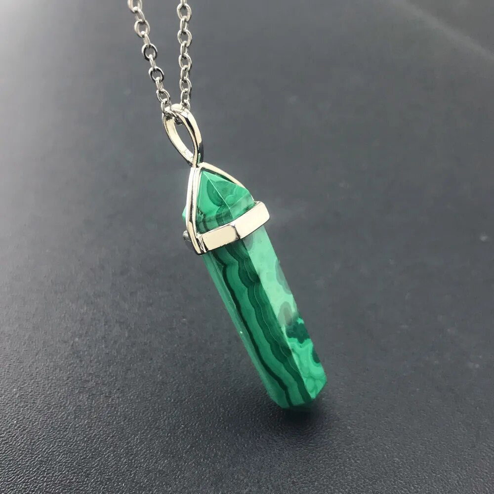 CSJ Natural Malachite Pendants Gemstone Heart Cut 15mm Necklace for Women Party Birthday Handmade Trendy Jewelry Gift 7by35mm