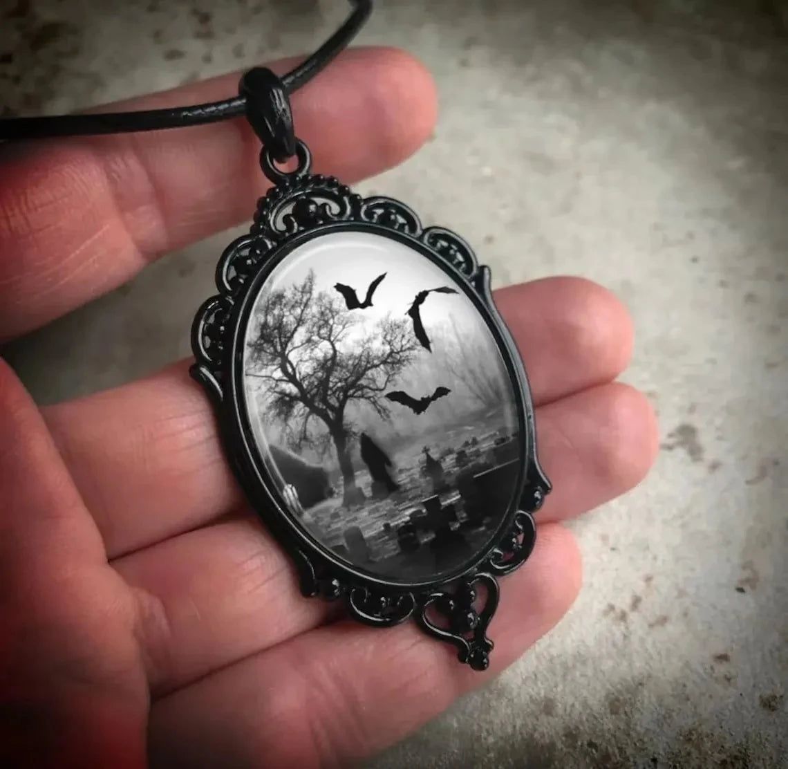 Gothic Vampire Owl Cameo Necklace Women Men Fashion Jewelry Accessories Gift Blood Owl Glass Charm Rope Chain Choker 30