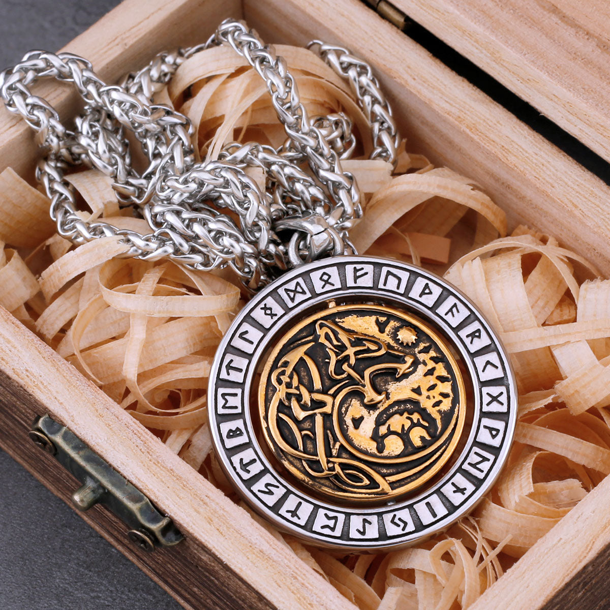 Rotate Vikings Wolf Necklace Stainless Steel Men's Tree of Life Odin Rune Amulet Pendant Necklace Vintage Charm Jewelry As Gift with box