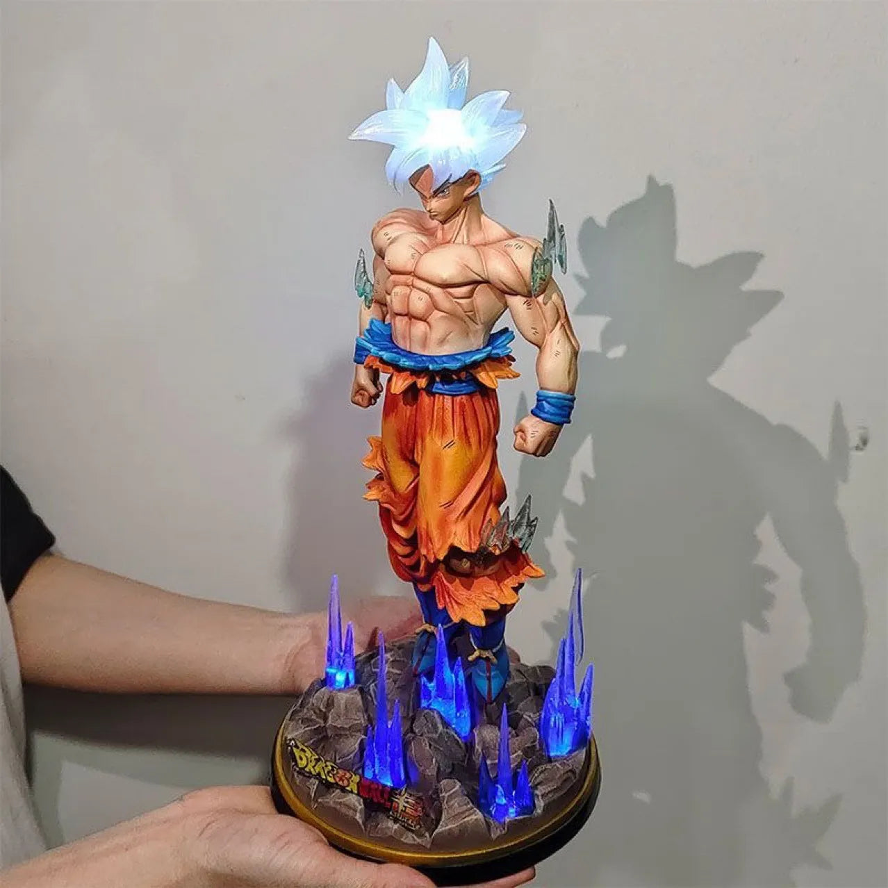 32cm Dragon Ball Z Ultra Instinct Goku Figure Gk Anime Figure Large Luminous PVC Collectible Model Statue Doll Toy Gifts Goku no box
