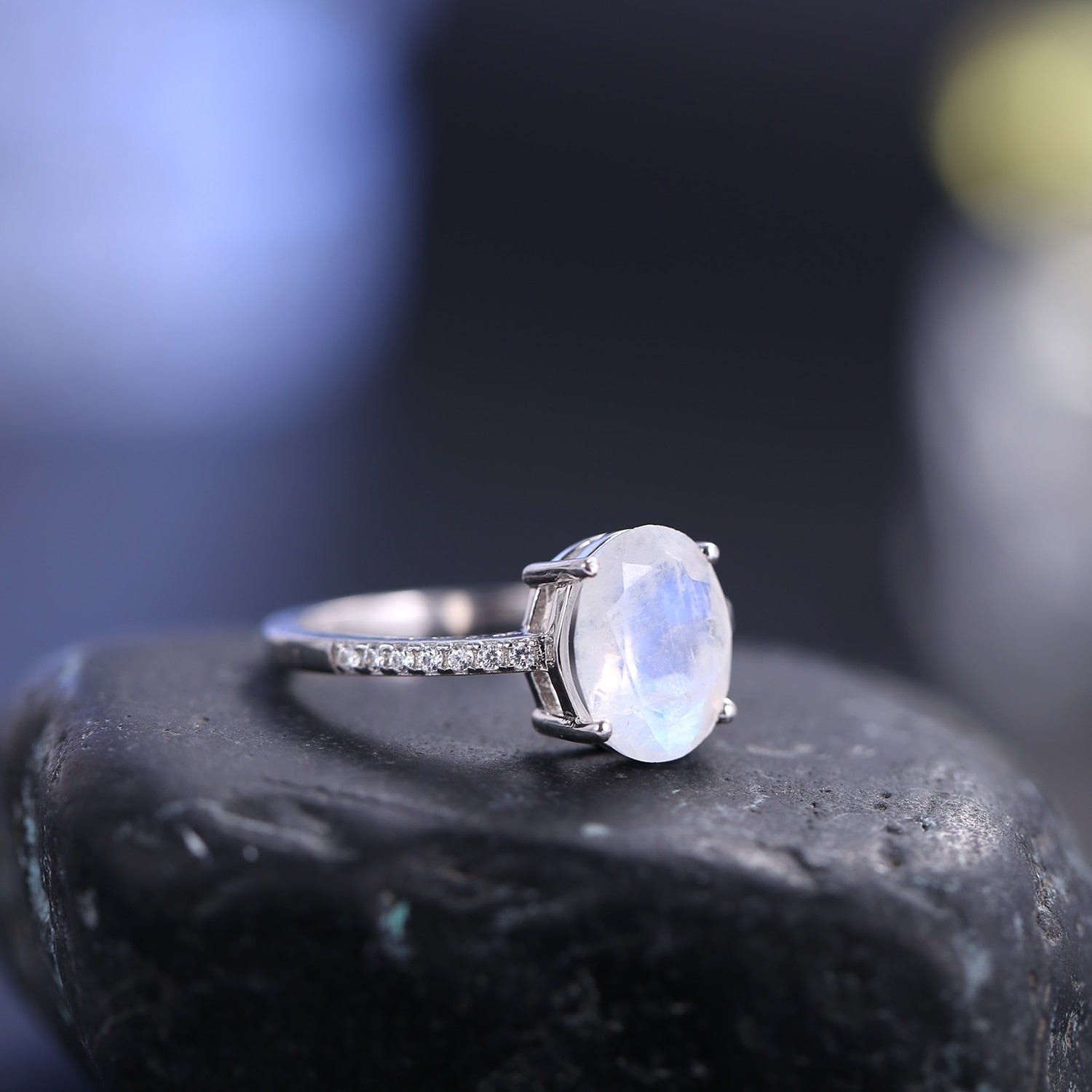 GEM'S BALLET 8X10mm Vintage Milky Blue Moonstone Engagement Ring Promise Bridal Ring in 925 Sterling Silver Gift For Her