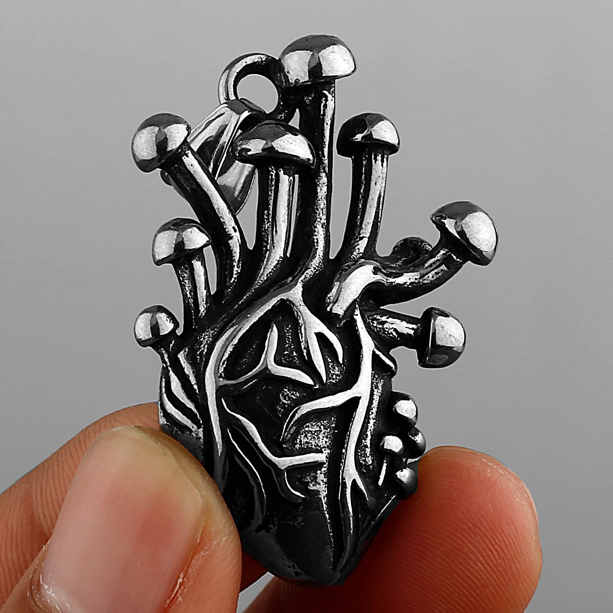 Retro Gothic Simple Heart Pendant Men's Fashion Punk Simple Heart Gift Jewelry