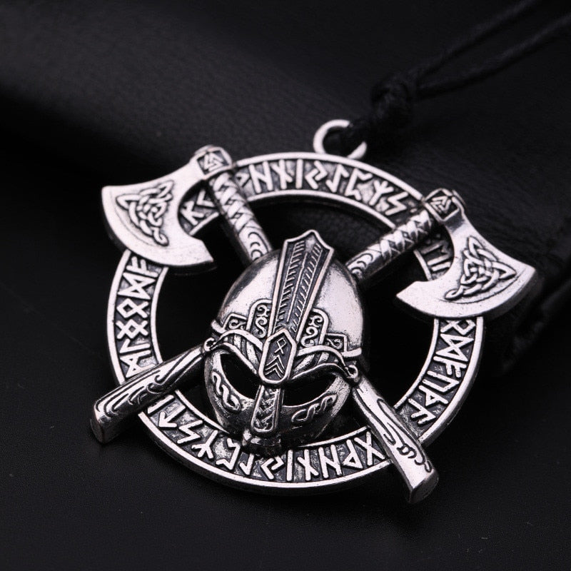 Viking Runes Warrior Helmet Round Pendant Necklace for Men Battle Warrior Axe Logo Pendant Rope Chain Retro Jewelry 2021 Trend